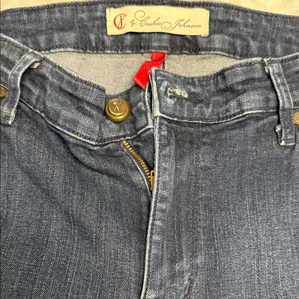 CJ by Cookie Johnson Straight‎ Leg Mid Rise Stretch Denim size 10 USA Made